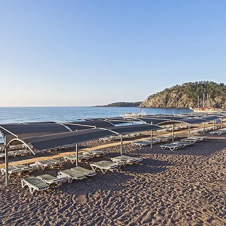Resort Kilikya 5*